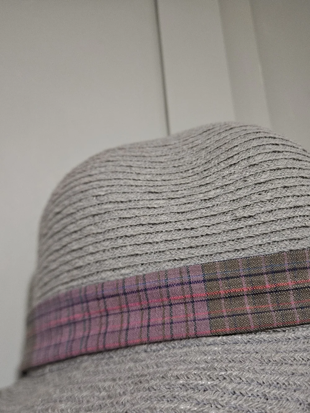Wide Brim Hemp Blend Sun Hat Gray Plaid Band Lightweight Resort Boho - Picture 8 of 13